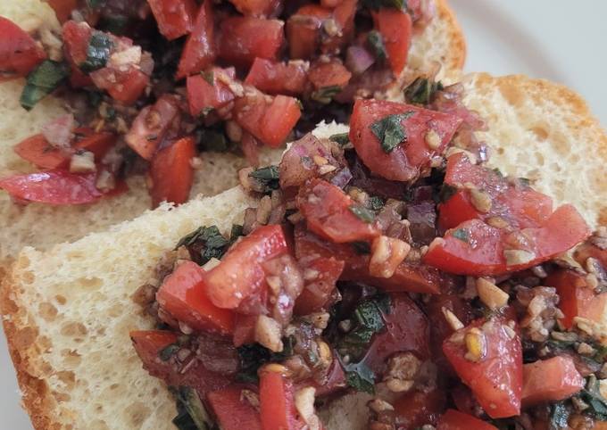 Step-by-Step Guide to Prepare Favorite Easy healthy Bruschetta