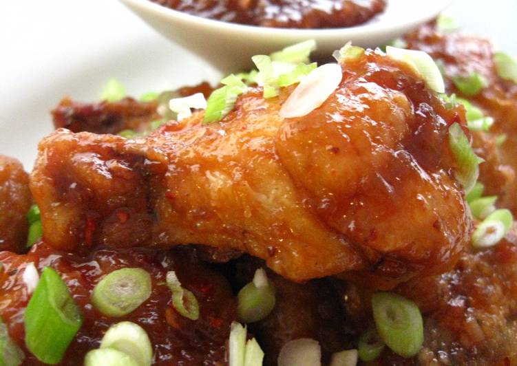 SweetTangySpicy Fried Chicken Wings