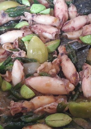 Foto resep Cumi tumis cabe ijo pete