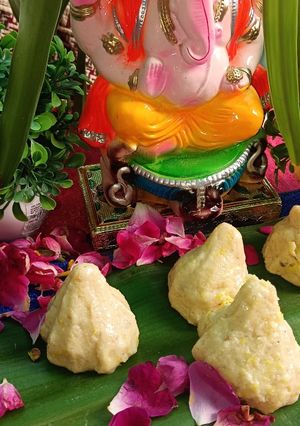 A picture of Ganesh chaturthi special recipe Mawa modak 🌹🙏🏿.