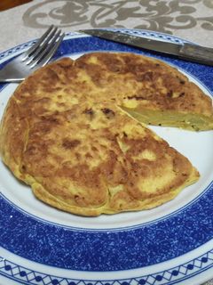 Una foto de 🇪🇸 Tortilla "española" de patata y cacahuete vegana 🍳