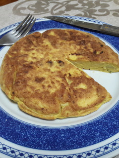 Una foto de 🇪🇸 Tortilla "española" de patata y cacahuete vegana 🍳