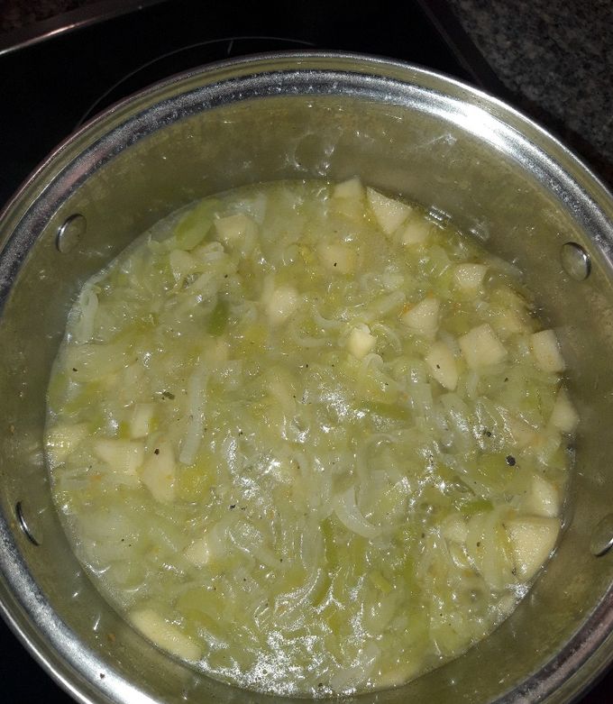 Foto di Zuppa di porri e mela