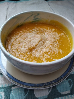 Una foto de Crema de calabaza y zanahoria