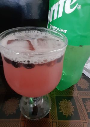 A picture of Falsa soda drink 🍷🍷.