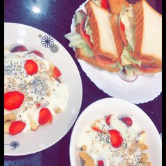 A picture of Mixed fruits and nuts pudding.