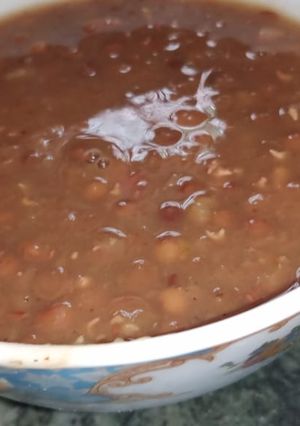 A picture of Masoor daal.