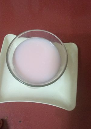 A picture of Rose milk shake.