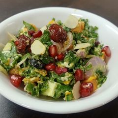 A picture of Mango Miaa Salad.