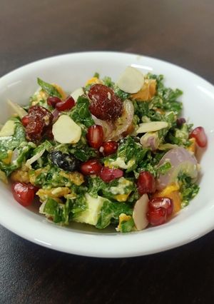 A picture of Mango Miaa Salad.