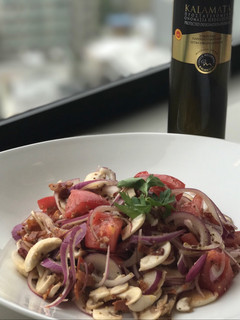 A picture of Fresh mushroom salad.