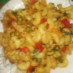 A picture of Fiery Thai pasta salad.