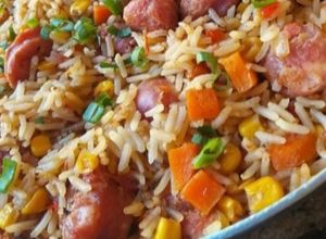 Foto de Arroz com linguiça