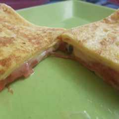 Una foto de Omelette caprese