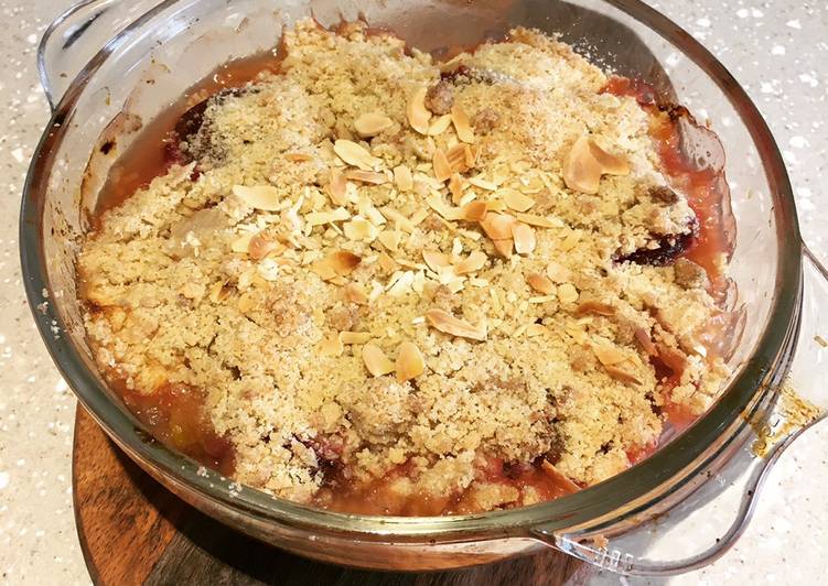 Steps to Make Favorite Wonky Autumn Apple &amp; Plum Crumble (GF and DF) 🍏🍎