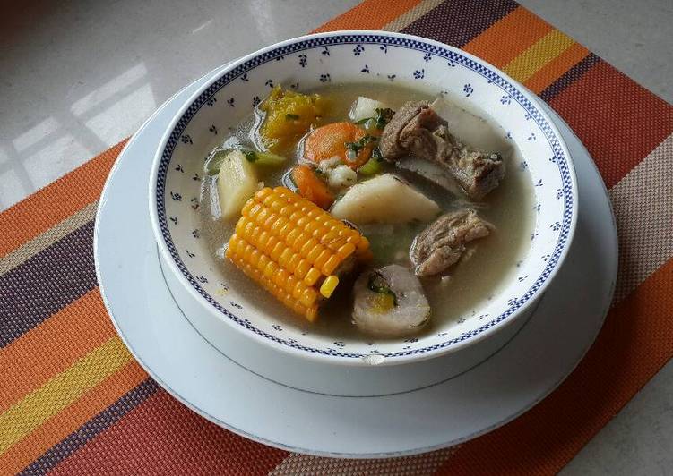 Sopa de costilla