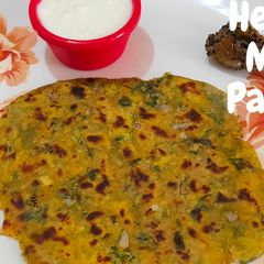 A picture of Methi paratha.