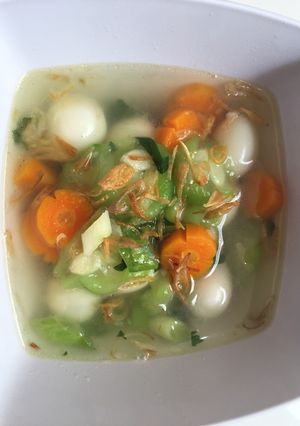 Foto resep Sop oyong telur puyuh