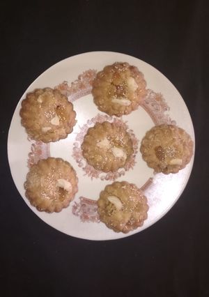 ચુરમા ના લાડુ (Churma Ladoo Recipe In Gujarati) રેસીપી મુખ્ય ફોટો