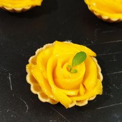 A picture of Mini Mango Tart.