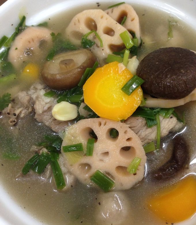 Hình của món Củ sen hầm.
