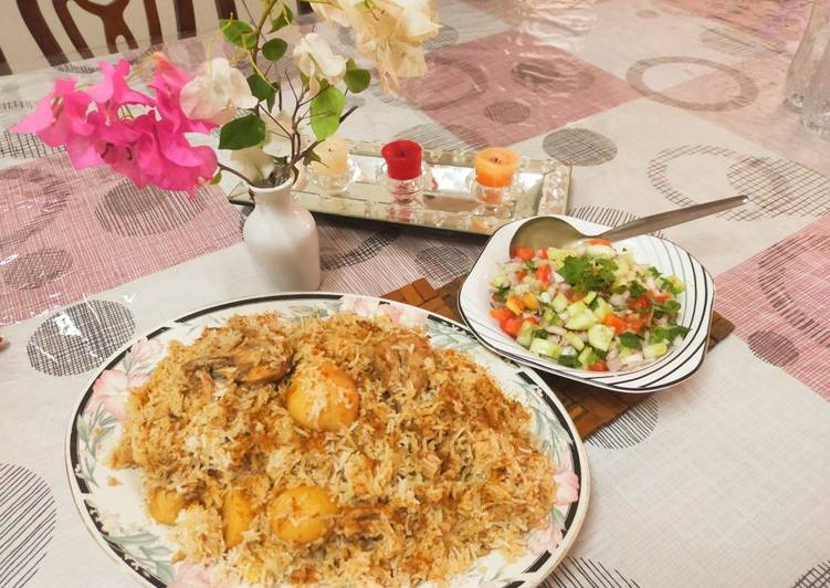 Chicken and potato pulao / with kachoomar salad Chicken and potato pulao / with kachoomar salad