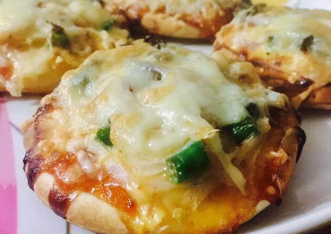 Step-by-Step Guide to Prepare Speedy Mini egg pizza