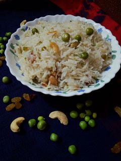 প্রেসার কুকার মটর পোলাও রেসিপির প্রধান ছবি