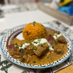 A picture of Creamy Stewed Chicken.