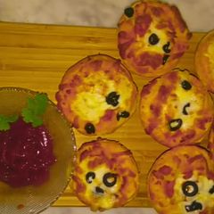A picture of Pizza Muffins.