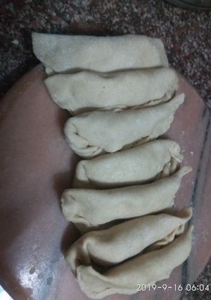 A picture of Gehu Ke aate ka Fara (steamed).