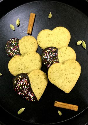 A picture of MATCHA/GREEN TEA SHORTBREAD COOKIES.