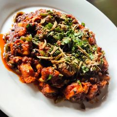A picture of Chicken Tawa Masala.