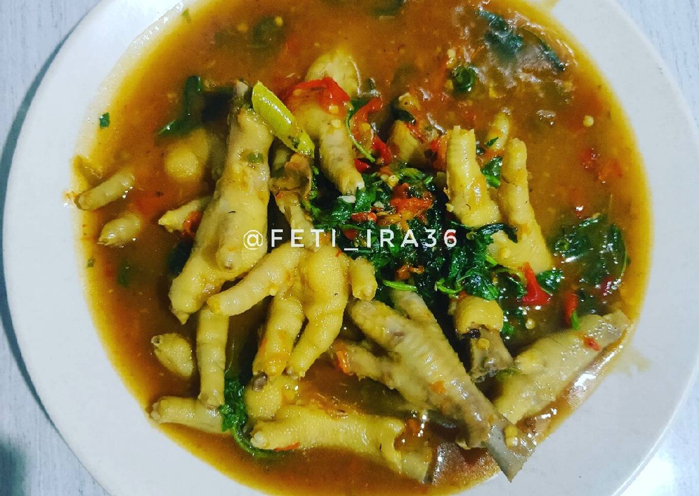 Ceker setan kuah kemangi
