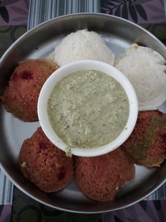 பீட்ரூட் இட்லி செய்முறை முக்கிய புகைப்படம்