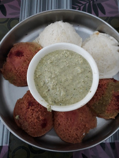பீட்ரூட் இட்லி செய்முறை முக்கிய புகைப்படம்