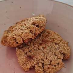 Una foto de Galletitas de avena, coco y miel 😋