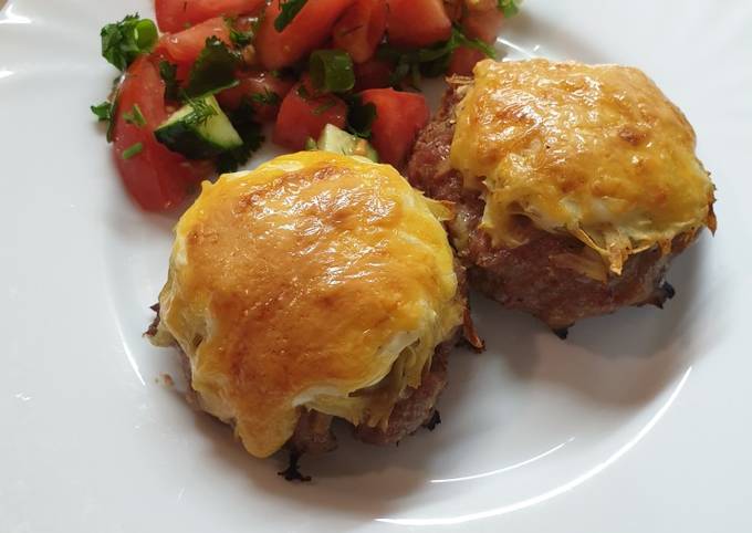 Белорусские стожки с фаршем, картошкой и сыром