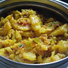 A picture of Aloo gobhi.