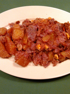 Una foto de Lombarda con nueces y pasas