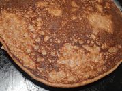 Una foto de pancake de kiwi