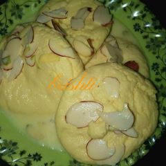 A picture of Rasmalai.