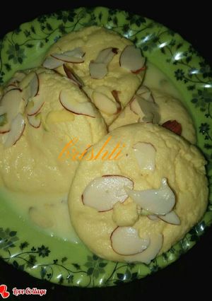 A picture of Rasmalai.