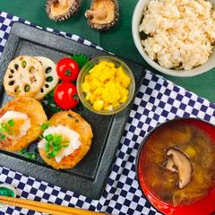 A picture of Delicious Hamburg Steak with Shiitake Powder.