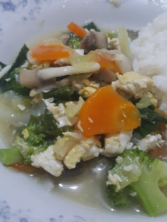 Foto resep Capcay sayur pecah telor