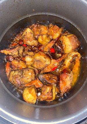 Hình của món Cá kho chuối xanh.