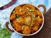 A picture of dhania leaves