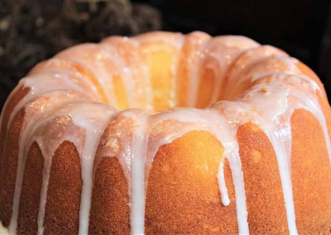 7UP Bundt Cake Recipe