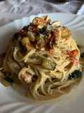 Spaghetti FIT con crema di melanzane, zucchine e noci allo yogurt magro