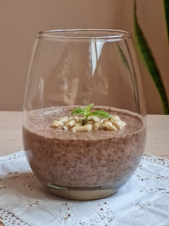 Una foto de Pudin de chía y cacao puro 🍨